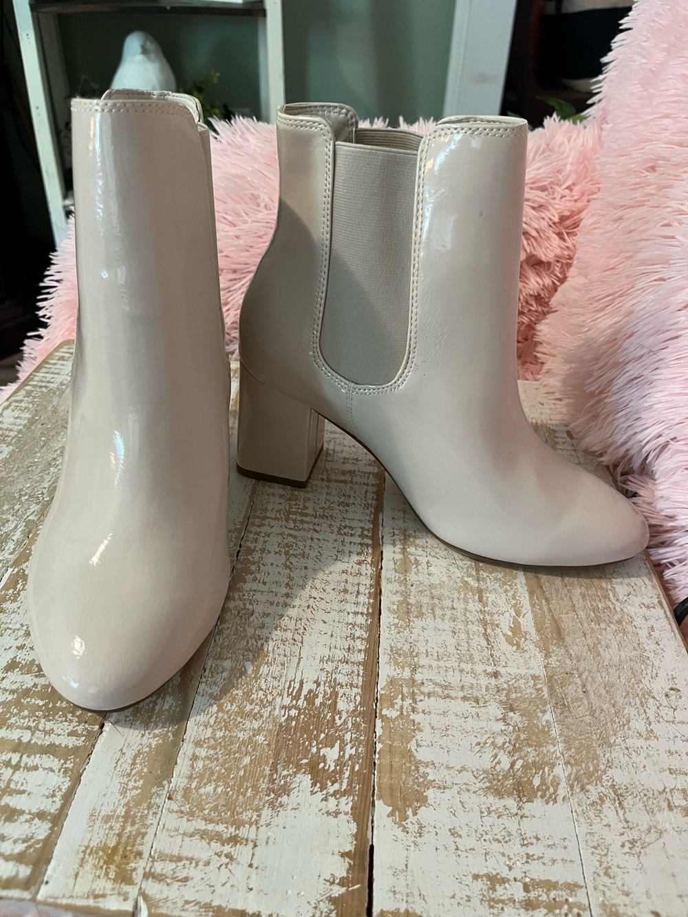 Women’s Patent Block Heel Amelia Ankle Boots - Cream